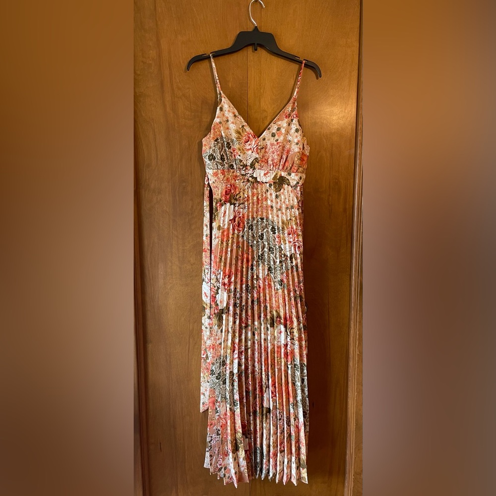 Jessica Simpson Floral Pleated Summer Dress